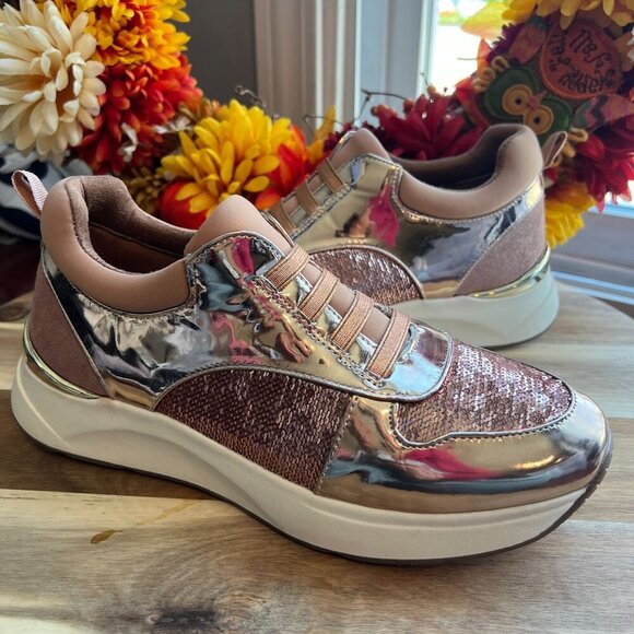 Kenneth Cole Reaction Womens Christal Slip-on Sneakers Sz 8 Rose Gold - Picture 1 of 12